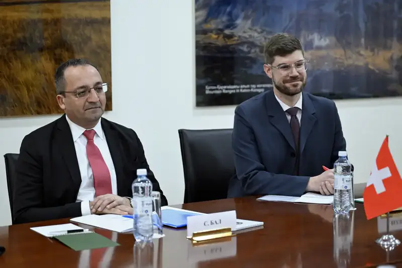 Посла Швейцарии тепло проводили в Министерстве иностранных дел Казахстана (3)