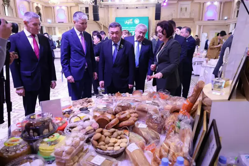 В области Ұлытау прошёл региональный форум ко Дню работников сельского хозяйства (6)