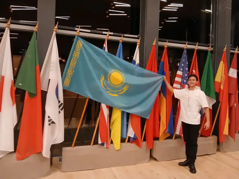 Казахская национальная академия хореографии студент Абильмансур Сырманов третья премия международный конкурс Будапешт Павлодаре