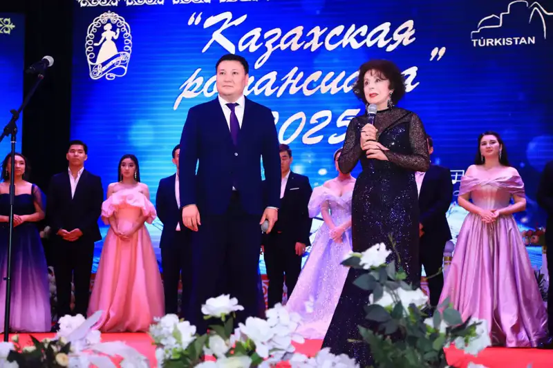 ТУРКЕСТАН: НАГРАЖДЕНЫ ПОБЕДИТЕЛИ КОНКУРСА «ҚАЗАҚ РОМАНСИАДАСЫ» (2)