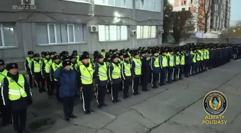 Масштабный развод полиции в Алматы: повышение безопасности на дорогах как ключевой приоритет Павлодаре
