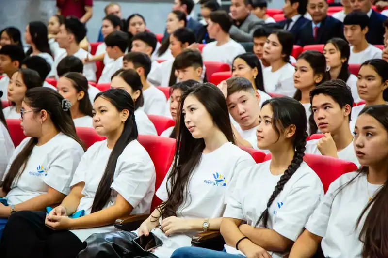 Конкурс «Ақберен»: платформа для развития творческих способностей школьников Казахстана Павлодаре