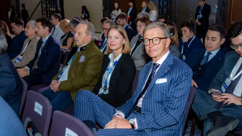 Серик Жумангарин открыл V заседание Казахстанско-Швейцарского делового совета (2)