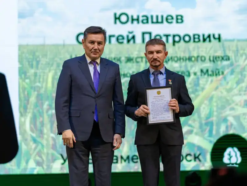 Золотые плоды труда: В ВКО отметили успехи аграриев в День работников сельского хозяйства Павлодаре