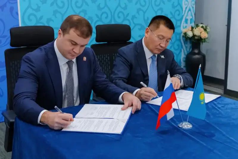 Меморандум о сотрудничестве между Павлодарской и Омской областями на Форуме межрегионального сотрудничества Павлодаре