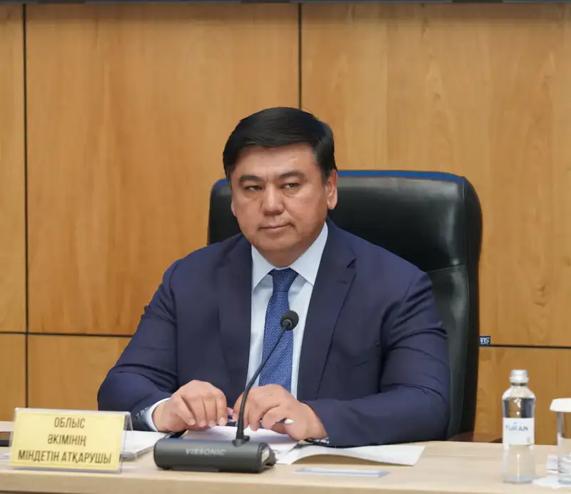 Внеочередная сессия маслихата Туркестанской области Павлодаре