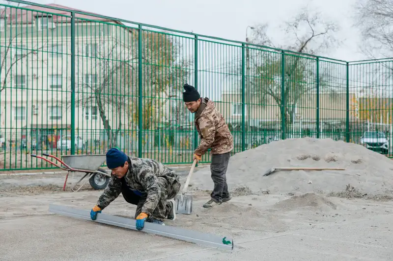 Атырау: Завершение строительства 44 игровых и спортивных площадок Павлодаре
