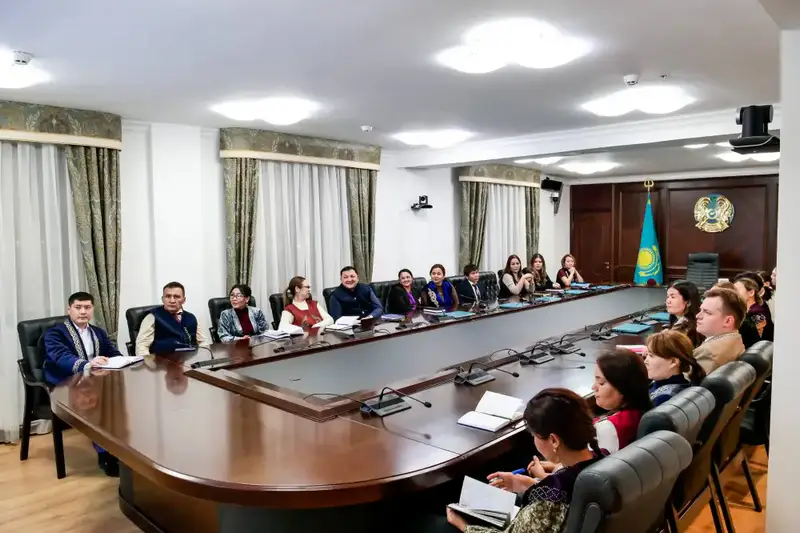 В рамках реализации программы правового всеобуча для сотрудников Аппарата Высшего Судебного Совета проведены очередные обучающие семинары, направленные на повышение правовой грамотности и развитие профессиональных компетенций государственных служащих (5)