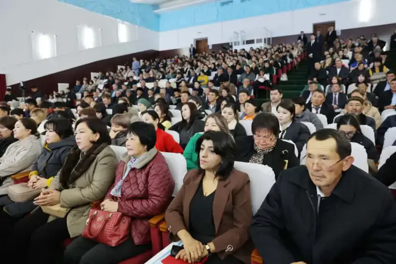 Ербол Карашукеев встретился с жителями Таласского района (5)