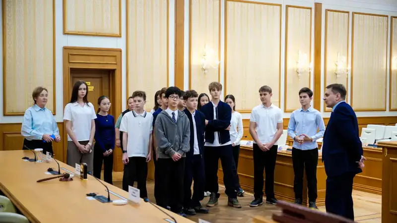 Экскурсия в Конституционный Суд: воспитание правовой грамотности у молодежи Павлодаре