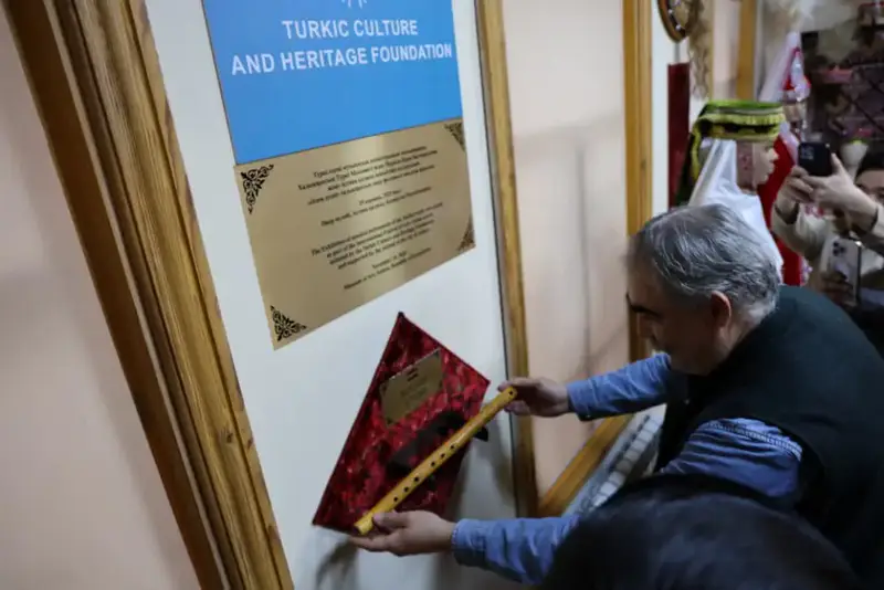 В Астане открылась экспозиция тюркских музыкальных инструментов (5)