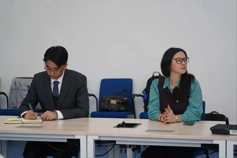 Омбудсмен провел II заседание Комиссии по правам молодежи (2)