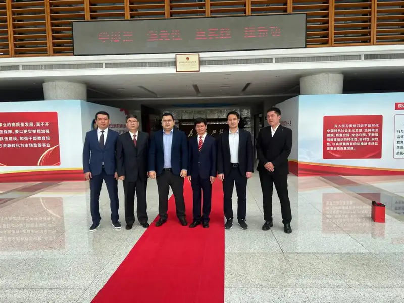 ДЕЛЕГАЦИЯ АЗРК ПРИНЯЛА УЧАСТИЕ В МЕЖДУНАРОДНОМ СЕМИНАРЕ ПО АНТИМОНОПОЛЬНОМУ РЕГУЛИРОВАНИЮ В КИТАЕ (2)