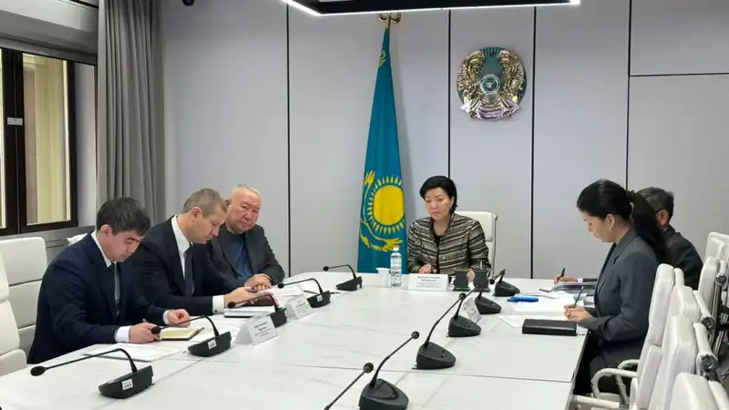 Светлана Жакупова провела прием граждан в Алматы Павлодаре