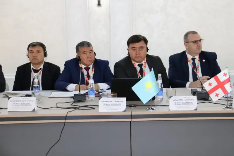 Сотрудничество стран Кавказа и Центральной Азии в борьбе с саранчой: итоги 2025 года и планы на 2026 год Павлодаре