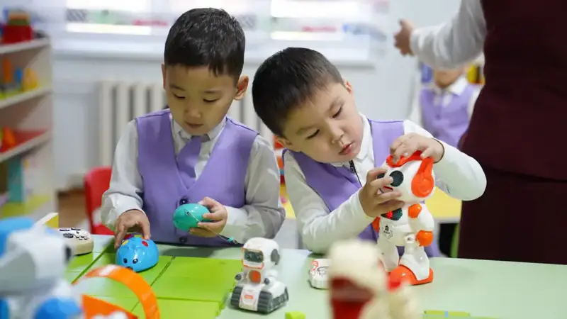 Министр просвещения Жулдыз Сулейменова акцентировала внимание на повышении качества образования в Кызылординской области, что может изменить подход к обучению и подготовке педагогов. Павлодаре