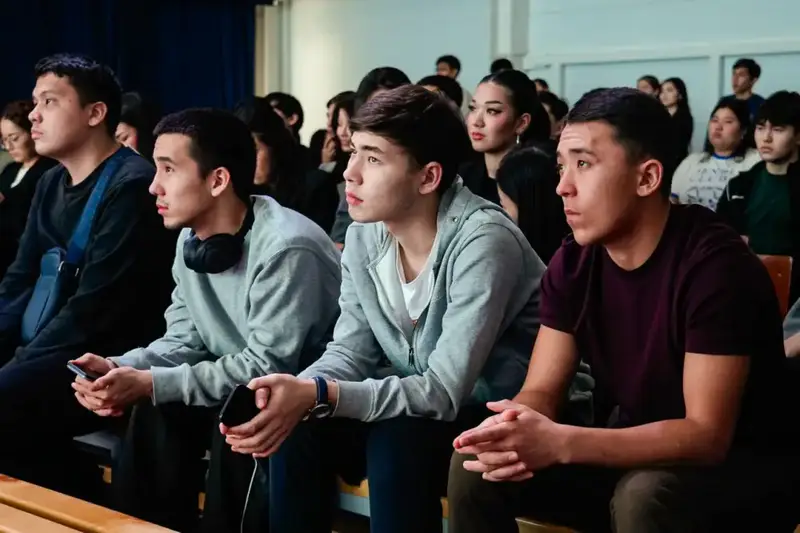 «Астана - город без наркотиков»: блогеры и спортсмены рассказали столичным студентам о вреде наркотических веществ (3)