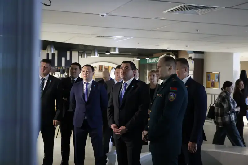 Обмен опытом в сфере безопасности: визит министра Чингиса Аринова в Беларусь Павлодаре