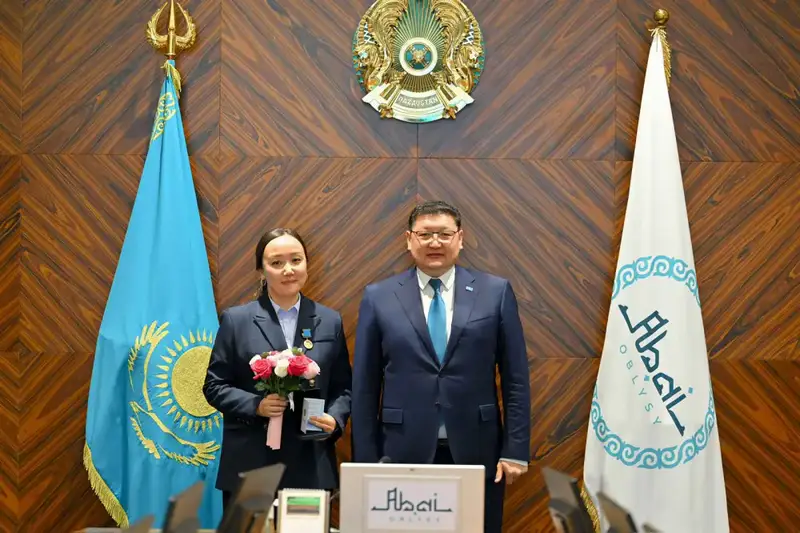 В области Абай отметили вклад финансистов (6)