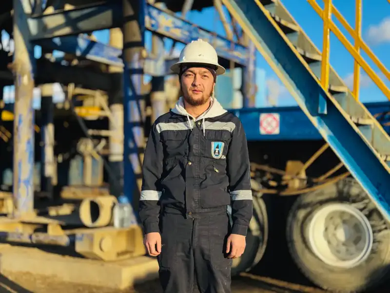 12 буровиков «Каражанбасмұнай»: 40 новых скважин в год на глубине до 500 метров (10)