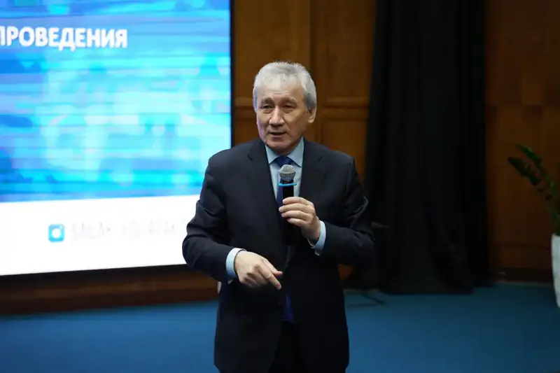 Продолжается интенсивная программа подготовки руководителей территориальных избирательных комиссий (9)