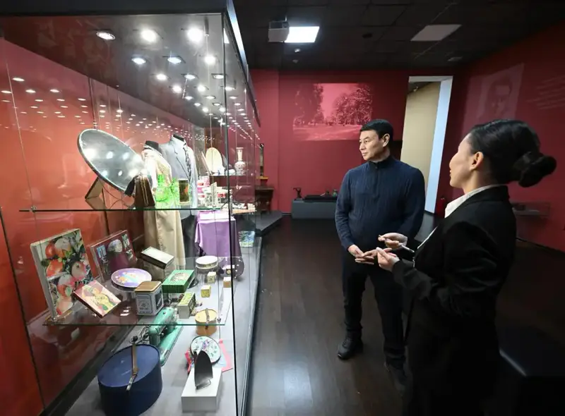 Аким Алматы Дархан Сатыбалды ознакомился с деятельностью Дворца школьников и Музея Алматы (5)