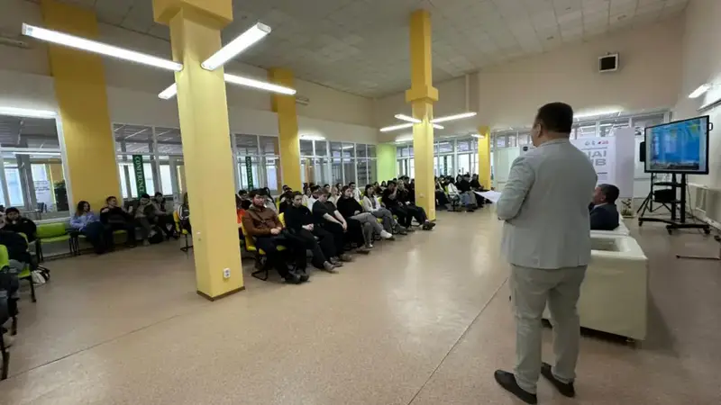 ИСТОРИЧЕСКИЙ ВЫБОР: К 35-ЛЕТИЮ ДЕКЛАРАЦИИ О ГОСУДАРСТВЕННОМ СУВЕРЕНИТЕТЕ (10)