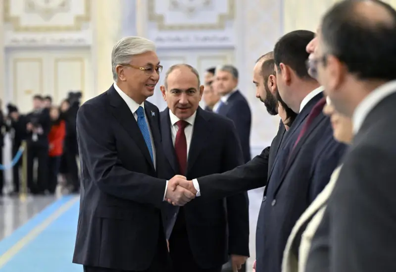 Пашинян и Токаев