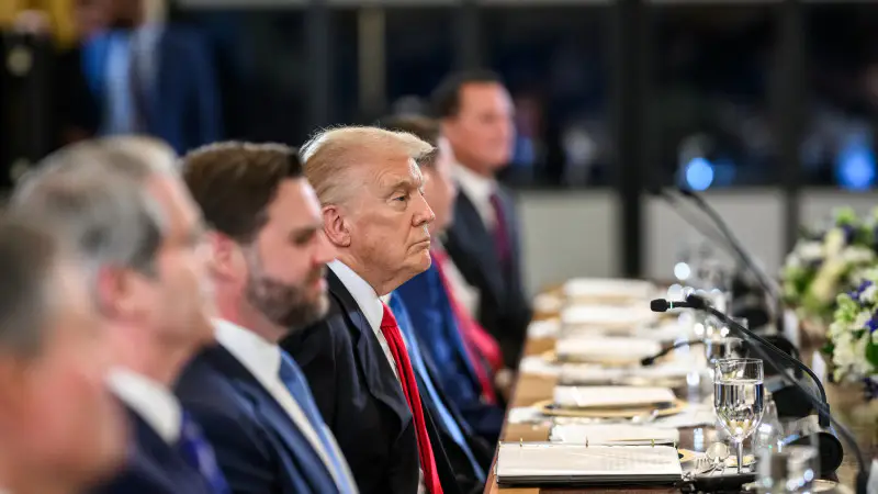 Эксперт Аркадий Дубнов о саммите C5+1: Важность для США и необычная рассадка на встрече Трампа и Токаева Павлодаре