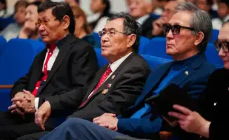 Шымкентский театр эстрады и сатиры выступление в Семее культурный праздник