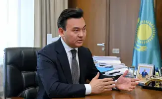 Аким области и президент общества «Қазақ тілі» обсудили популяризацию казахского языка в интернете