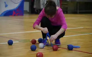 Чемпионат по бадминтону текболу бочча теннису и настольным играм в Астане завершился