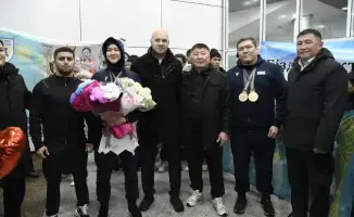 Золотые медали с японского Олимпа: столичные спортсмены вернулись домой с трофеями