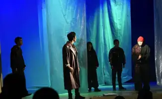 «S.O.S.»: Как спектакль спасает молодежь от зависимости?