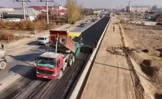 Ремонт дорог в Туркестане 1385 км обновление асфальта