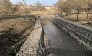 Благоустройство дворов и набережной в Жетысуском районе Алматы