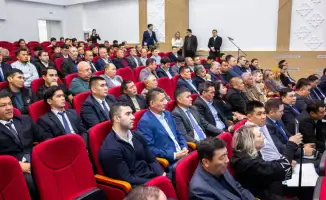 Вице-министр транспорта встретился с алматинцами