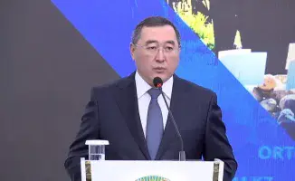 Аким Алматинской области Марат Султангазиев на брифинге в СЦК подтвердил информацию о выделении земель иностранным компаниям. Он ответил на вопросы журналистов о количестве выделенных участков, подчеркнув, что все действия проводятся в соответствии с зако