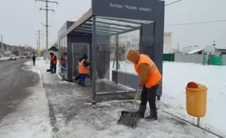 Снежный шторм и борьба коммунальщиков: 3000 тонн техсоли на пути к безопасным улицам Астаны