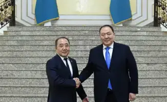 Передача копий верительных грамот новым послом Кыргызстана в МИД Казахстана