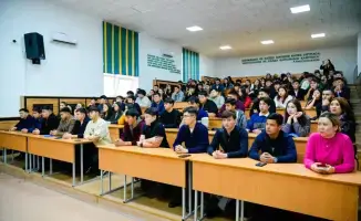 Лекция о нарко- и киберпреступности в Эсильском университете