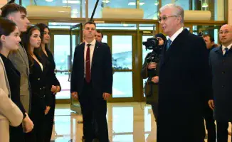 Касым-Жомарт Токаев встретился со студентами МГИМО, где они обсудили актуальные вопросы на казахском языке.