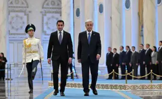 Токаев встретил президента Туркменистана: кадры церемонии встречи в Акорде
