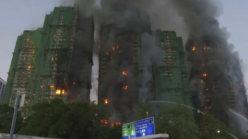 Солидарность в трудные времена: Казахстан выражает поддержку Китаю после трагедии в Гонконге Павлодаре