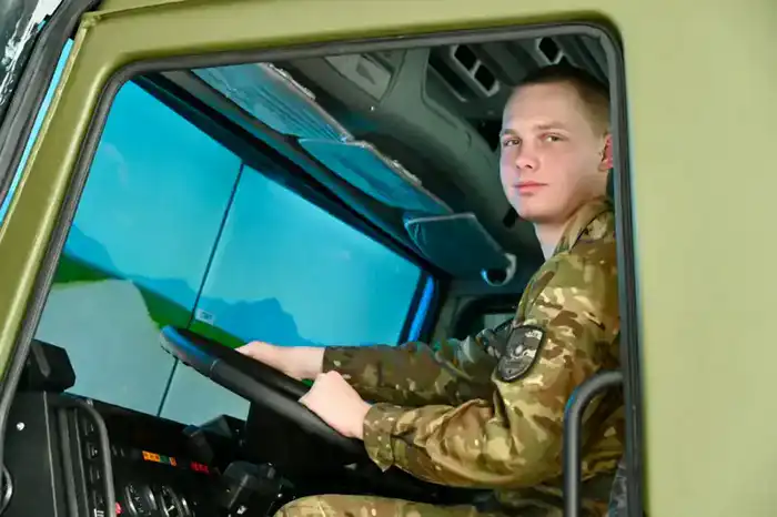 В Вооруженных силах началась подготовка военнослужащих по специальности (2)