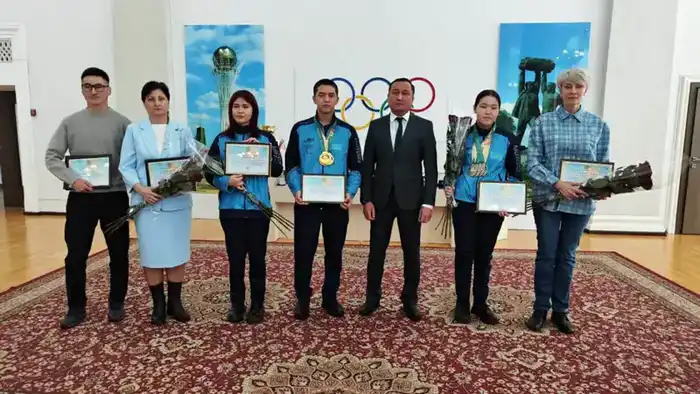 Карагандинцы: 11 медалей и золото в одном заплыве! Павлодаре