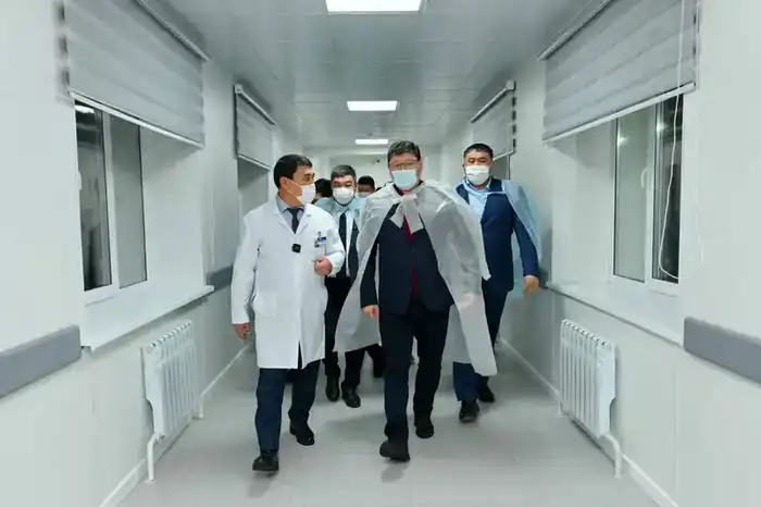 В городе Аягоз начала работу новая реанимационная служба (4)