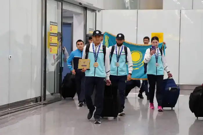 Кикбоксеры Казахстана вернулись с чемпионата в Абу-Даби Павлодаре