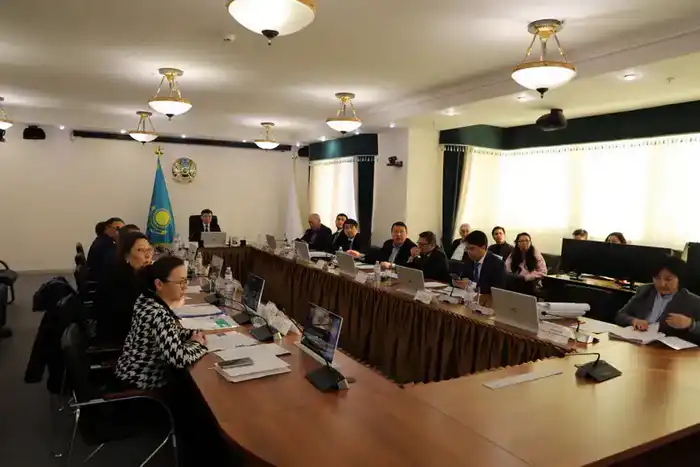 Заседание Общественного совета по охране труда и миграционной политике в Минтруда Павлодаре