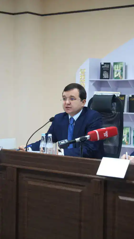 Тайжанов обсудил транспортные вопросы в Жамбылской области Павлодаре